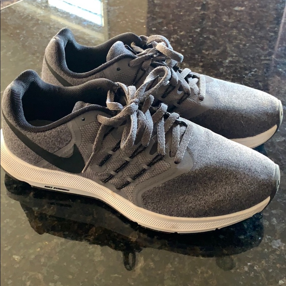 Nike Run Swift shoes